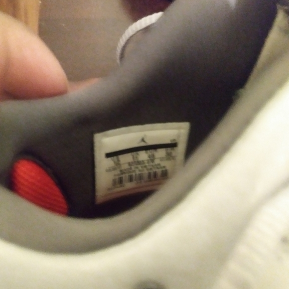 Sneakers - Picture 2 of 4